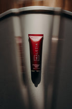 Load image into Gallery viewer, Malezia 10% Micronized Azelaic Acid Cream